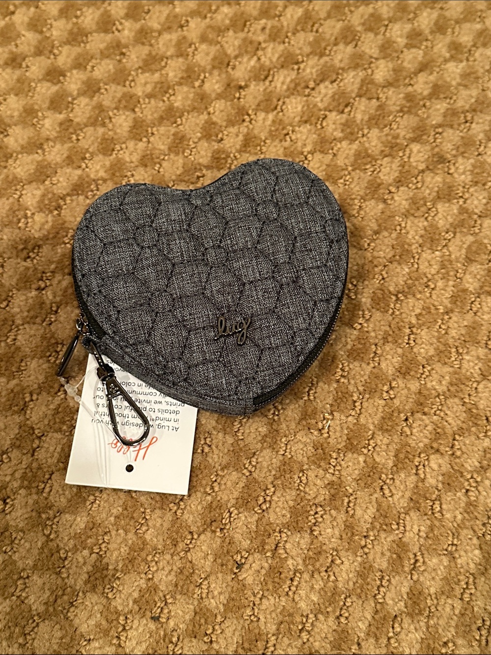 lug Heart-Shaped Quilted Card & Coin Holder - Gray